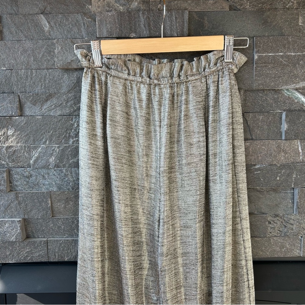 House of Harlow 1960 Tamar Metallic Gold Jogger - Picture 4 of 7